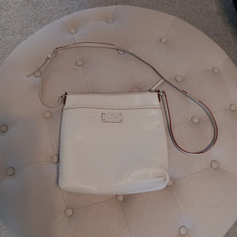 Kate Spade Purse ♠️ - Picture 3 of 9